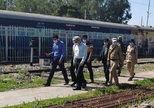Govt to convert railway coaches into isolation wards: Atal Dulloo