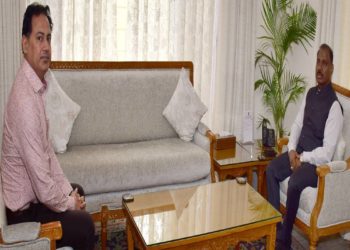 Chief Electoral Officer briefs Lt Governor