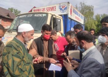 Fine Slapped On Madina Gas Agency For Selling LPG Cylinders On Exorbitant Rates