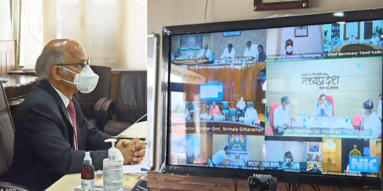Advisor Sharma attends 40th GST Council Meeting