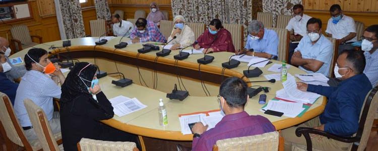Div Com chairs weekly Covid-19 meeting