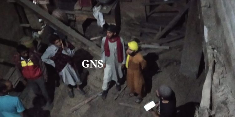 12 People gathered to attend last rites of Poonch girl injured