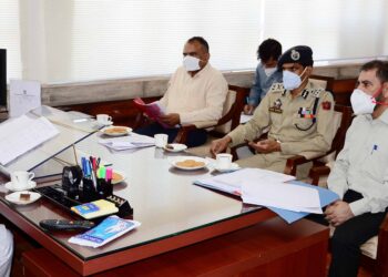Advisor Khan reviews availability of sacrificial animals, essential commodities for Eid ul Azha