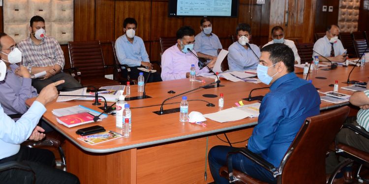 Advisor Baseer Khan directs speedy completion of CCS, PMDP schemes