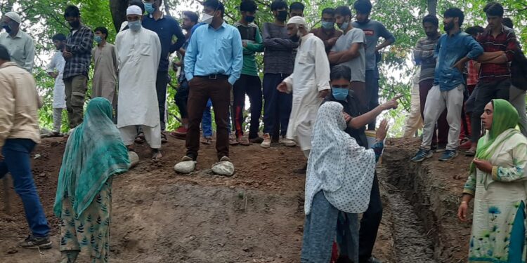 55 kanals of govt land retrieved from encroachers in Shopian