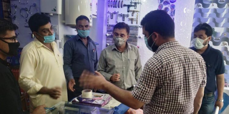 Shopkeepers to operate only after testing negative: DC B’pora