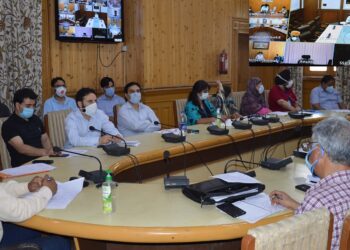 Prepare for effective home isolation, quarantine of patients: Div Com to DCs
