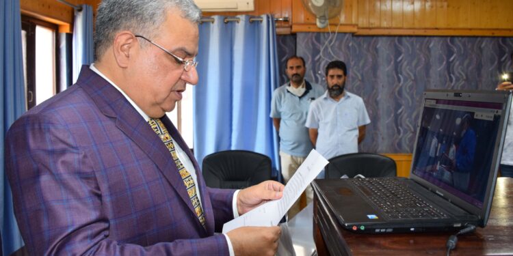 Ahfadul Mujtaba administered oath as JKPSC member