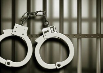 Burglary Bid By Two Conmen FoiledIn Kupwara Bank