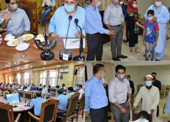 Asgar Samoon reviews functioning of Education Department in Bandipora