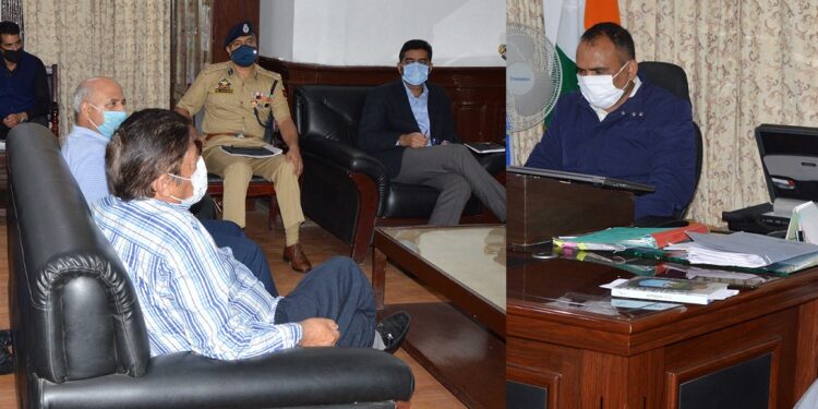Strict restrictions to continue on all religious processions/ gatherings in all districts: Div Com