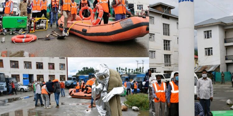 District Administration B’pora reviews flood preparedness