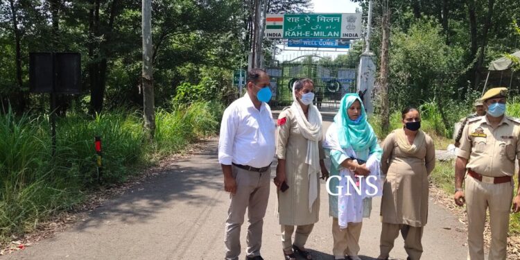 Uri Woman Returns Via Chakan-Da-Bagh Poonch, 13 Months After Crossing LoC