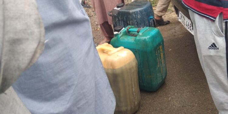 Dealer Caught ‘Red Handed’ for Selling Kerosene Oil Illicitly