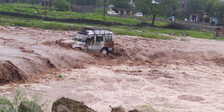 Man killed, power supply hit as heavy rains batter Poonch, Rajouri