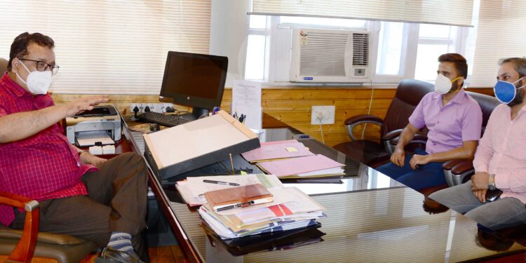 Guide JK youth to make mark in entrepreneurship: Navin to CII