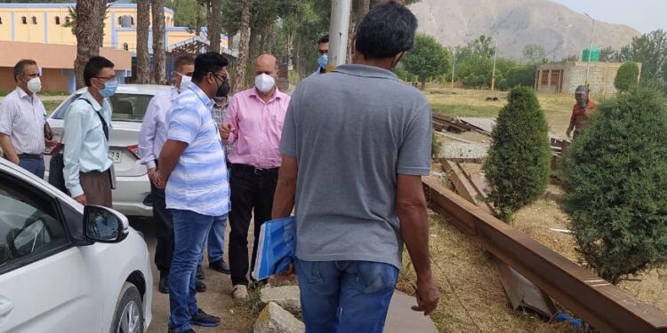 Secretary Jal Shakti Department inspects Rangil WSS, reviews restoration work on Sindh Extension Canal Breach