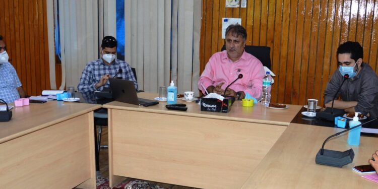 Dr Samoon launches WISE App for Online teaching in Budgam, Reasi