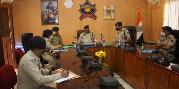 DGP visits Udhampur, Kishtwar, Ramban