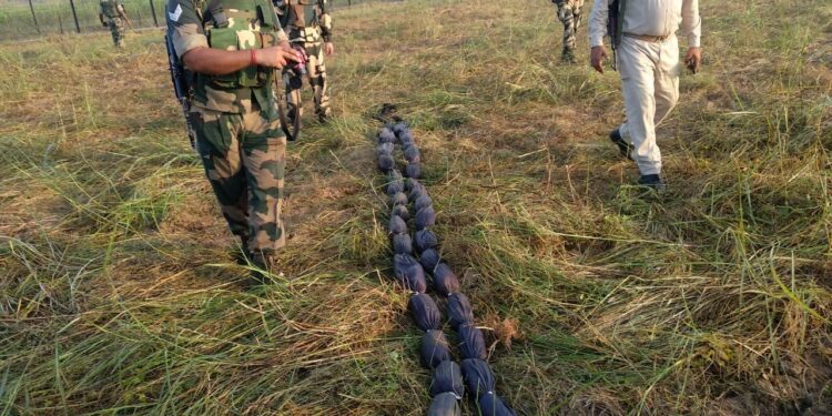62kgs heroine, 2 pistols seized as BSF foiled smuggling bid via IB in Jammu