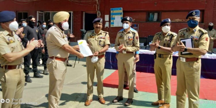 DGP J&K visits Srinagar Police Component