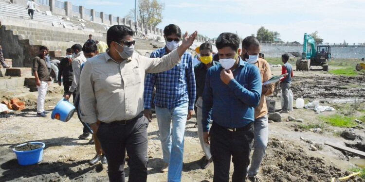 Sarmad inspects development works at Bakshi Stadium