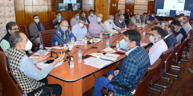 Kansal reviews winter preparedness of PDD in J&K