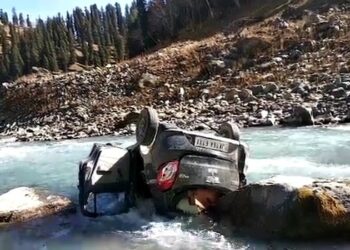 One Dead, 4 Others Injured in Sonamarg Road Mishap