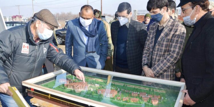 Budgam has huge scope for iconic developmental projects: Div Com