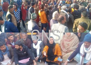 5 candidates allege bogus voting, stage protest in Poonch