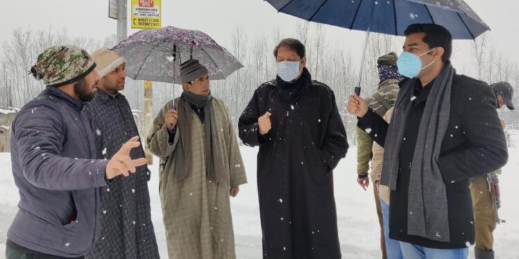Massive response mechanism with round-the-clock efforts pressed into service amidst heavy snowfall in Srinagar