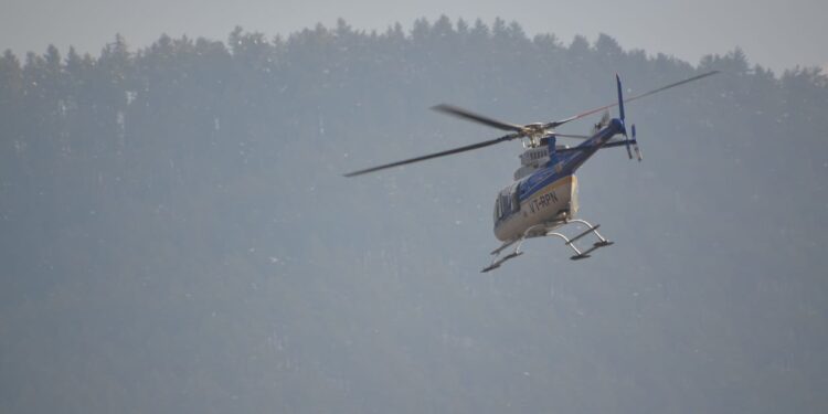 Bandipora admin evacuates critically ill pregnant women from snowbound Gurez Valley