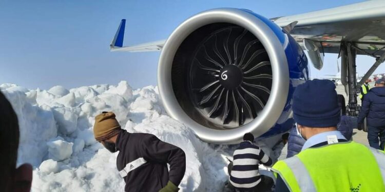 Indigo Plane Comes Closes To Snow Mound At Srinagar Airport, Passengers Deboarded