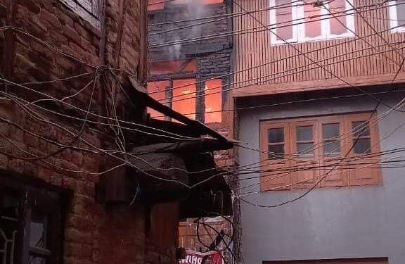 Civilian, 2 F&ES Personnel Injured In Fire At Watal Kadal Srinagar
