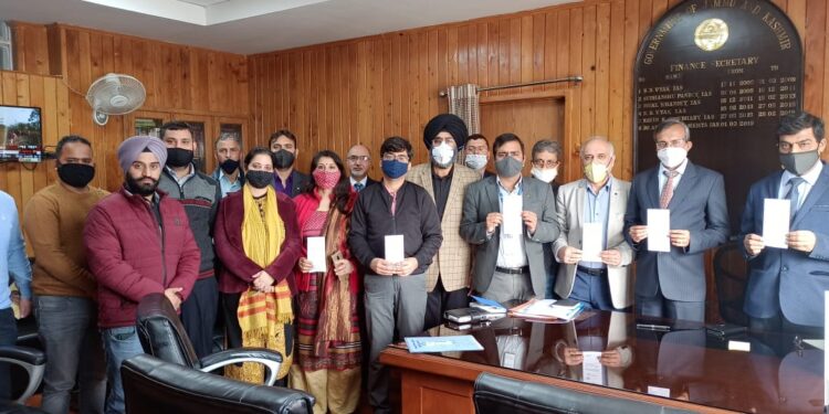 Mehta launches e-Kuber payments system in J&K