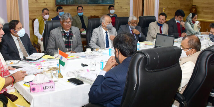Lt Governor chairs 81st Kashmir University Council meet
