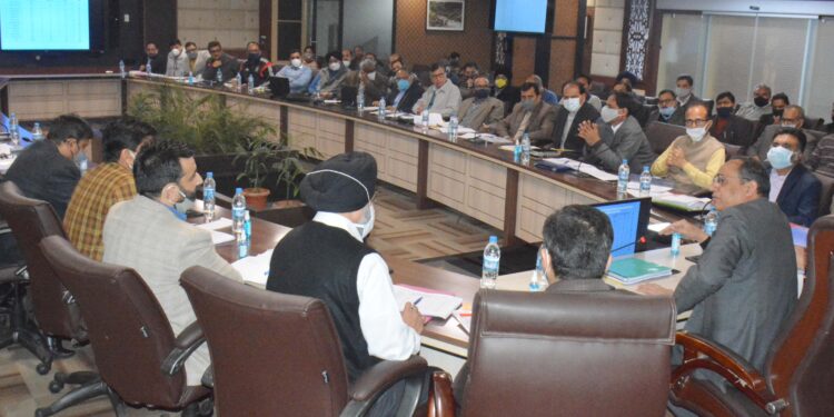 Rs 500 crore to be spent on replacing barbed wires; wooden poles: Kansal