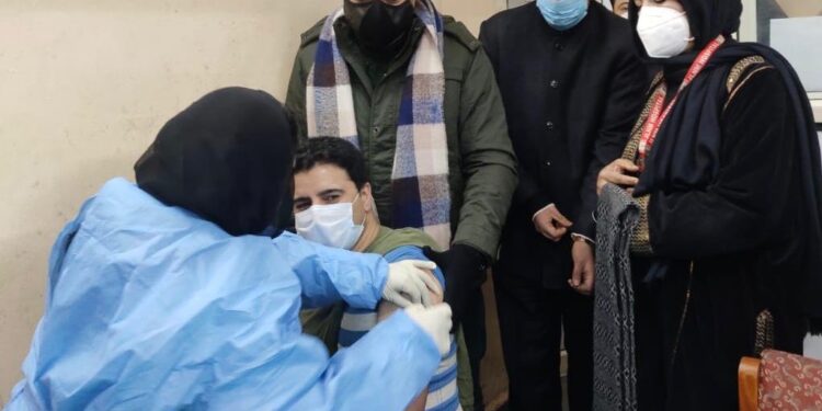 Second phase of COVID-19 vaccination programme starts with 415 inoculations in Srinagar