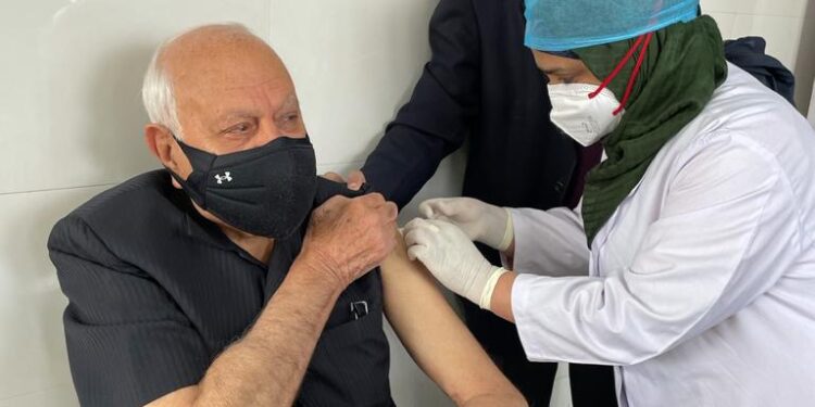 Farooq Takes First Jab Of Covid Vaccine, Omar Urges Others To Get It