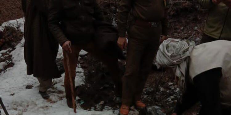 Man’s Body Found Under Snow in South Kashmir’s Anantnag district