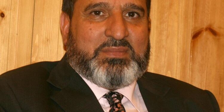 Sense of accountability missing in J&K administration: Altaf
