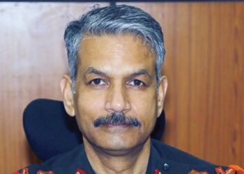 Lieutenant General DP Pandey Assumes Charges as GOC Chinar Corps