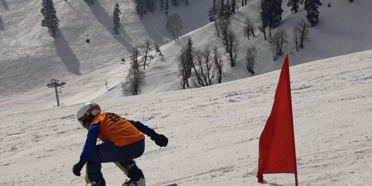 Spectacular Closing Ceremony of 2nd Khelo India National Winter Games organized at Gulmarg