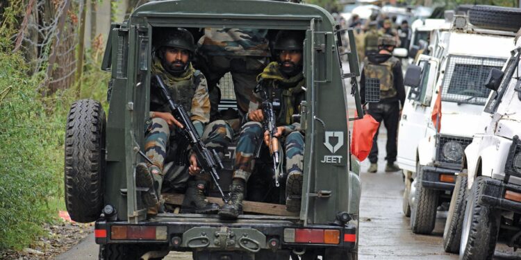 South Kashmir: Gunfight breaks out in Anantnag