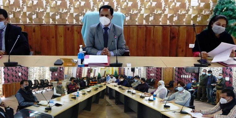 Dir Tourism reviews vaccination pace with CEOs