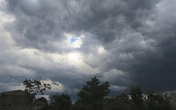 Night Temp Up Amid Cloud Cover In Kashmir