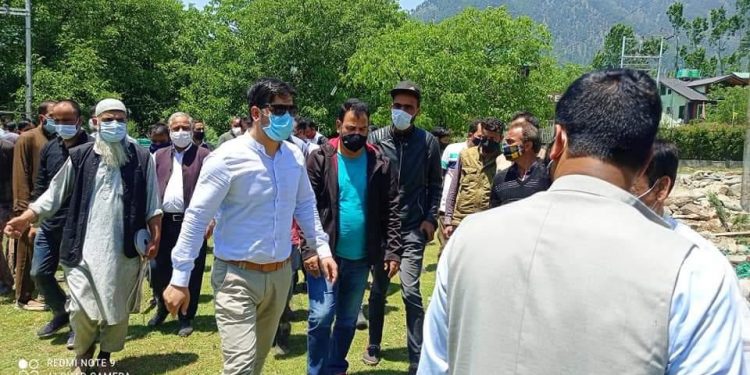 30 Kanals of State Land Retrieved During Anti-encroachment Drive Along Nallah Lidder