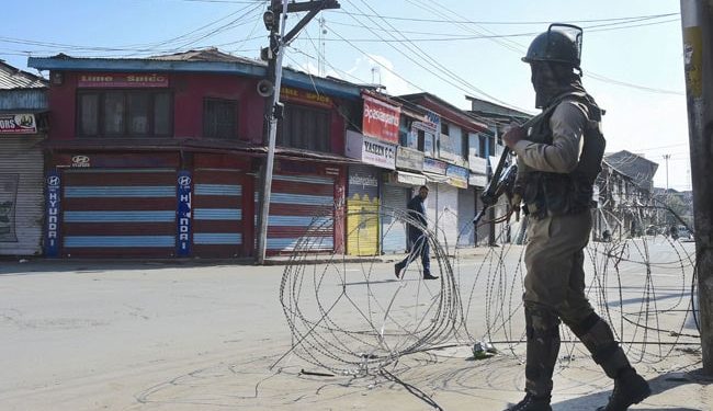 Day 26: Normal Life Remains Affected, 184 Arrested In Kashmir
