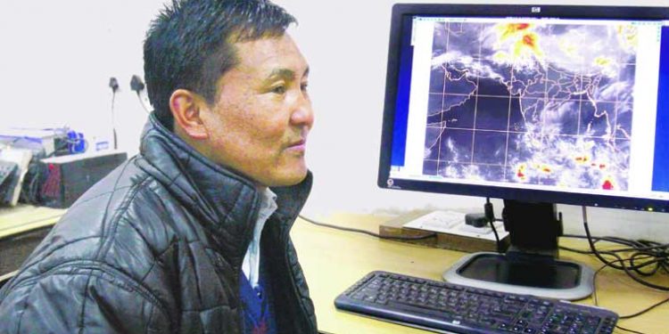 Weatherman forecasts ‘hot and dry’ in J&K, Ladakh for next few days