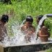 Heat wave continues for 3rd day in Kashmir
